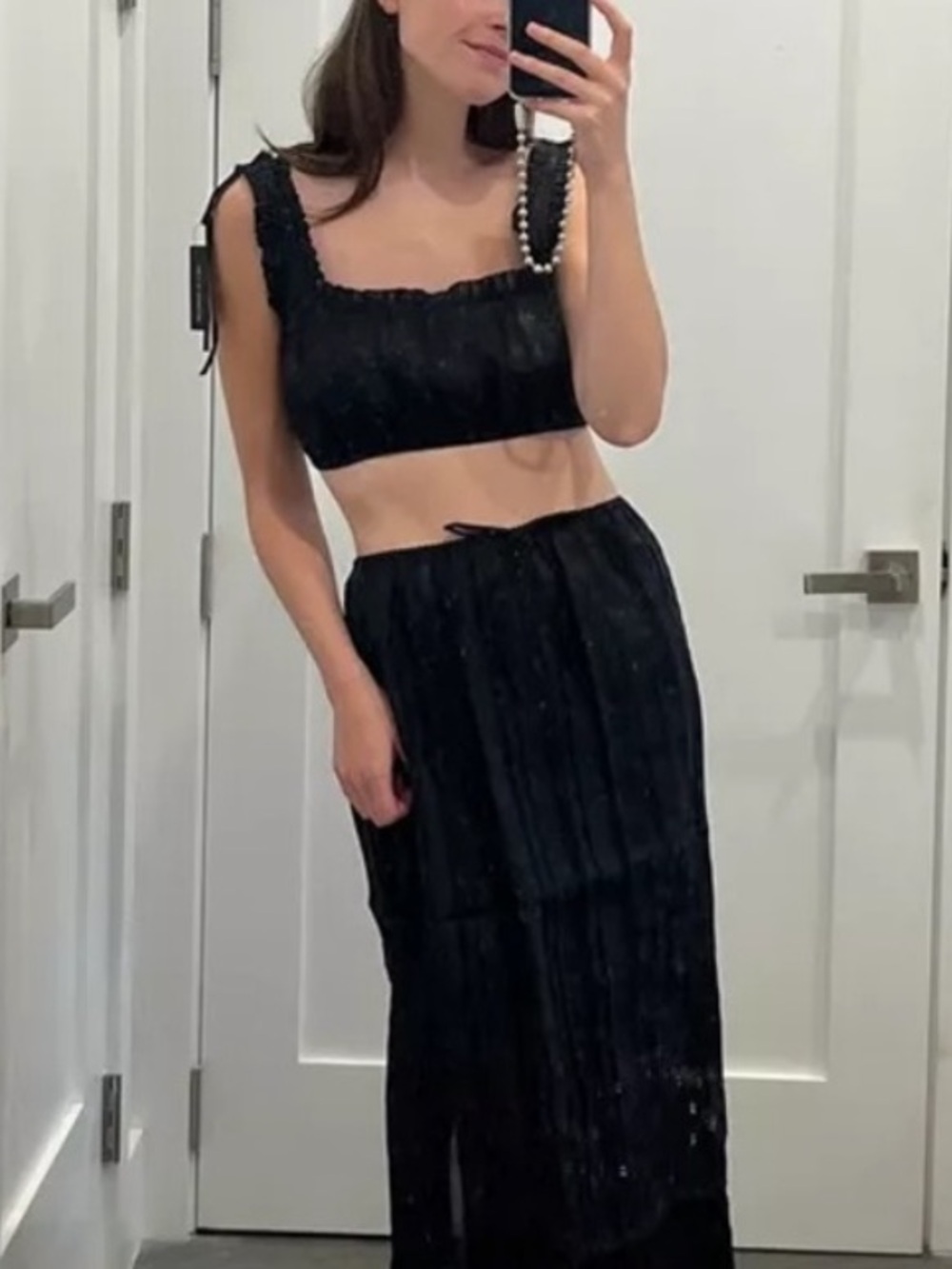 DÔEN Renee Black Sleeveless Ruffle Crop Top Sz L